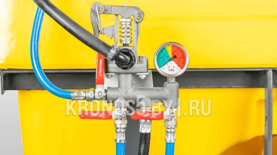 Опрыскиватель полевой навесной Kaffa 600/1 (600 л)